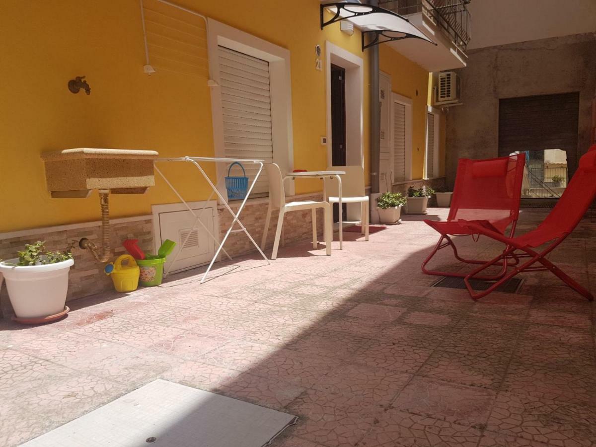 Maretna Apartment Giardini Naxos Luaran gambar